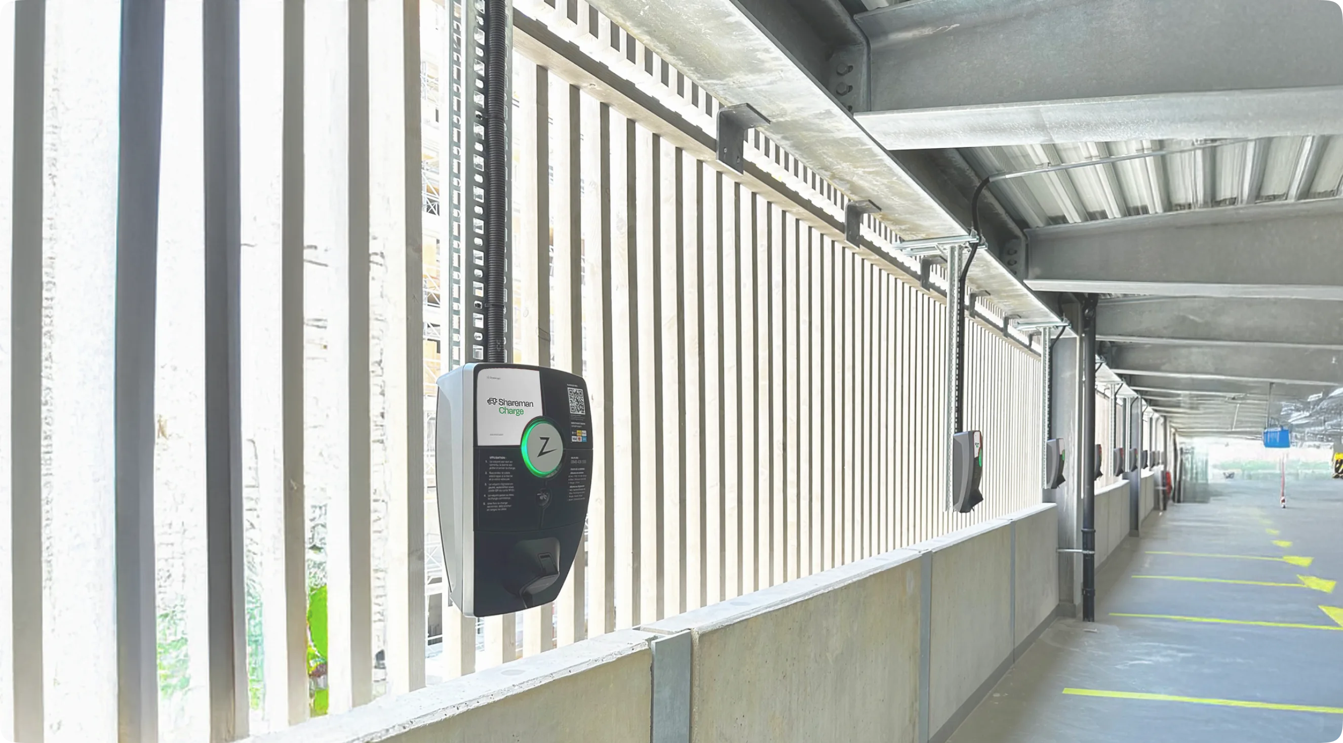 photographie d'une borne de recharge